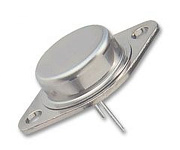 микросхема 78H05  5A 5V TO3